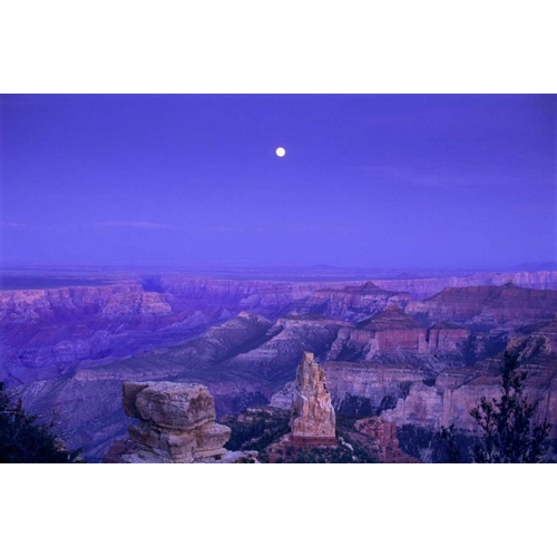 AZ, Grand Canyon, Moonrise over Point Imperial